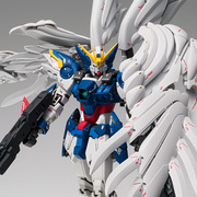 Wing Gundam Zero (versión EW) Noble Color Ver. [Secundaria: envío en abril de 2023]