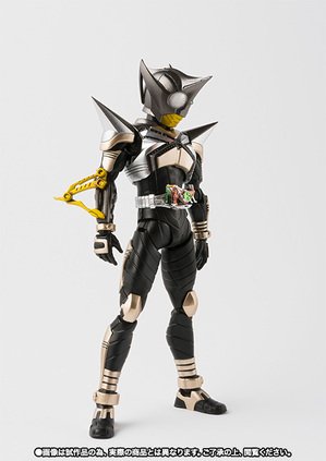 S.H.Figuarts（真骨彫製法） 仮面ライダーパンチホッパー 02